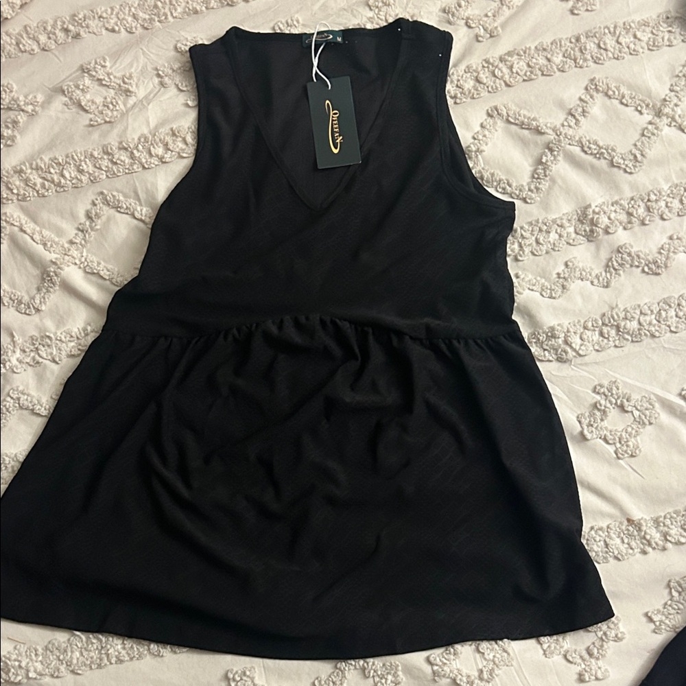 Black Sleeveless Top